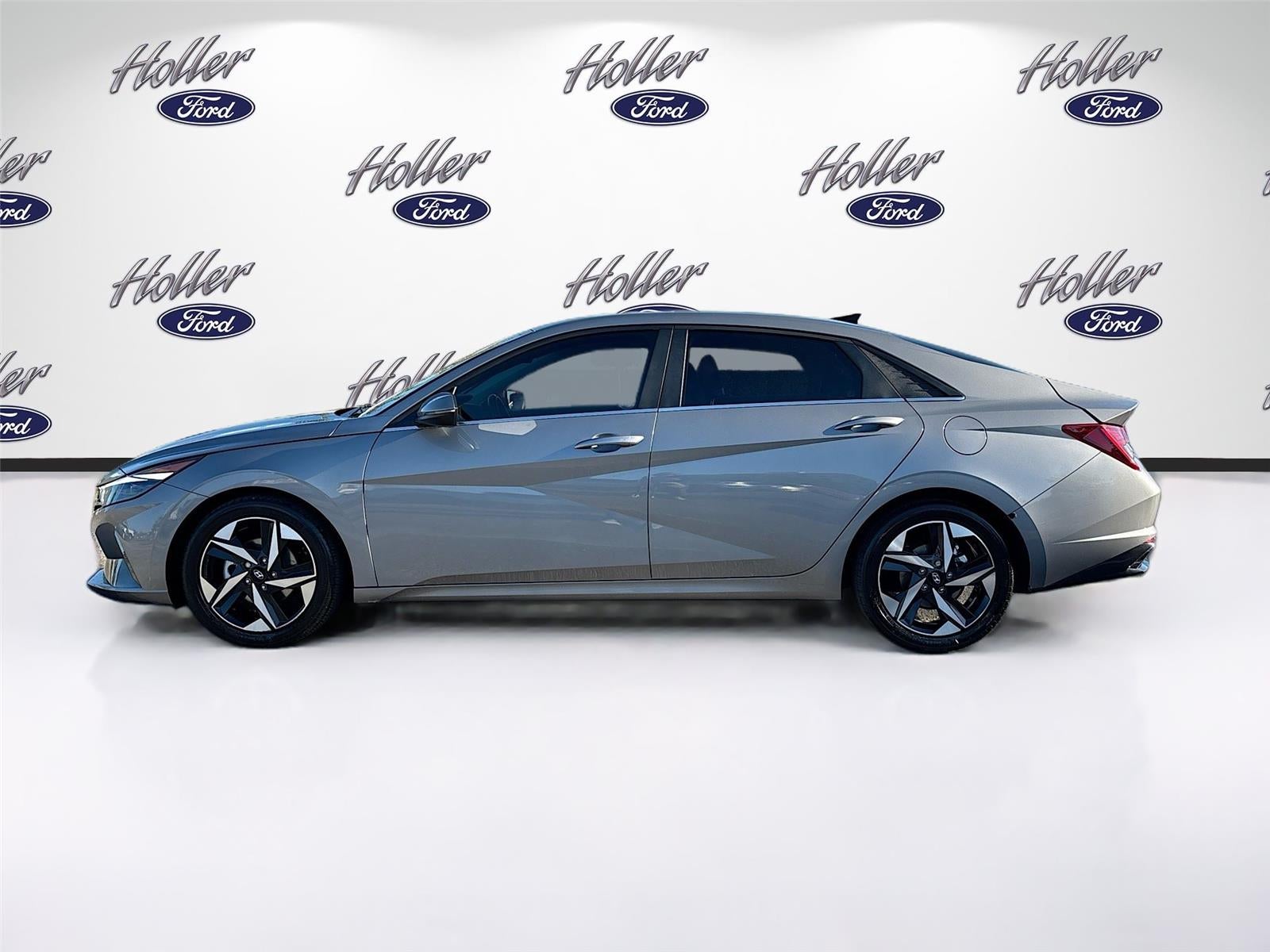 2022 Hyundai ELANTRA Limited