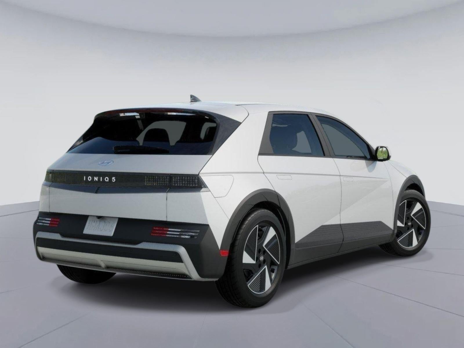 2026 Hyundai IONIQ 5 SE Standard Range
