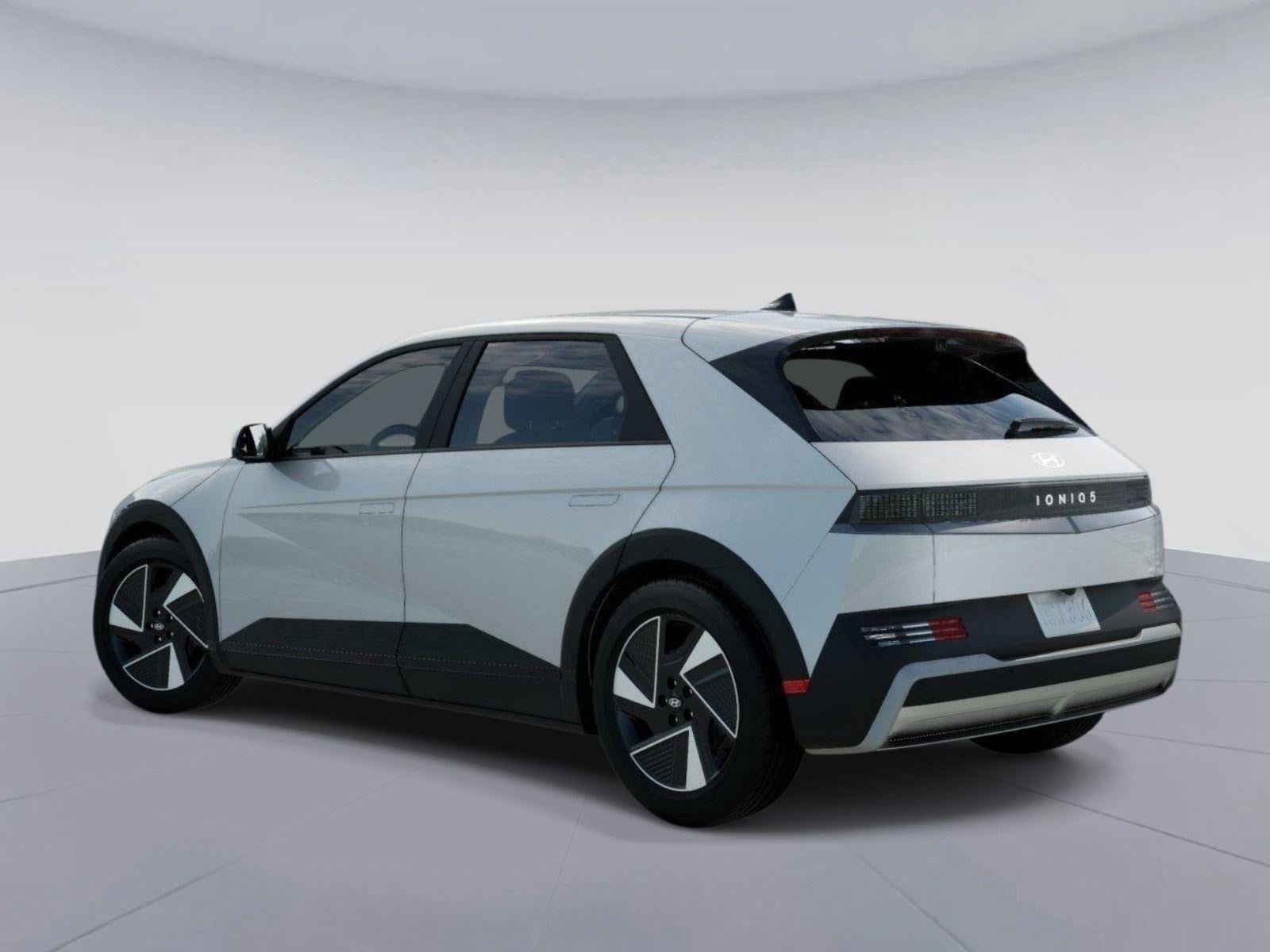 2026 Hyundai IONIQ 5 SE Standard Range