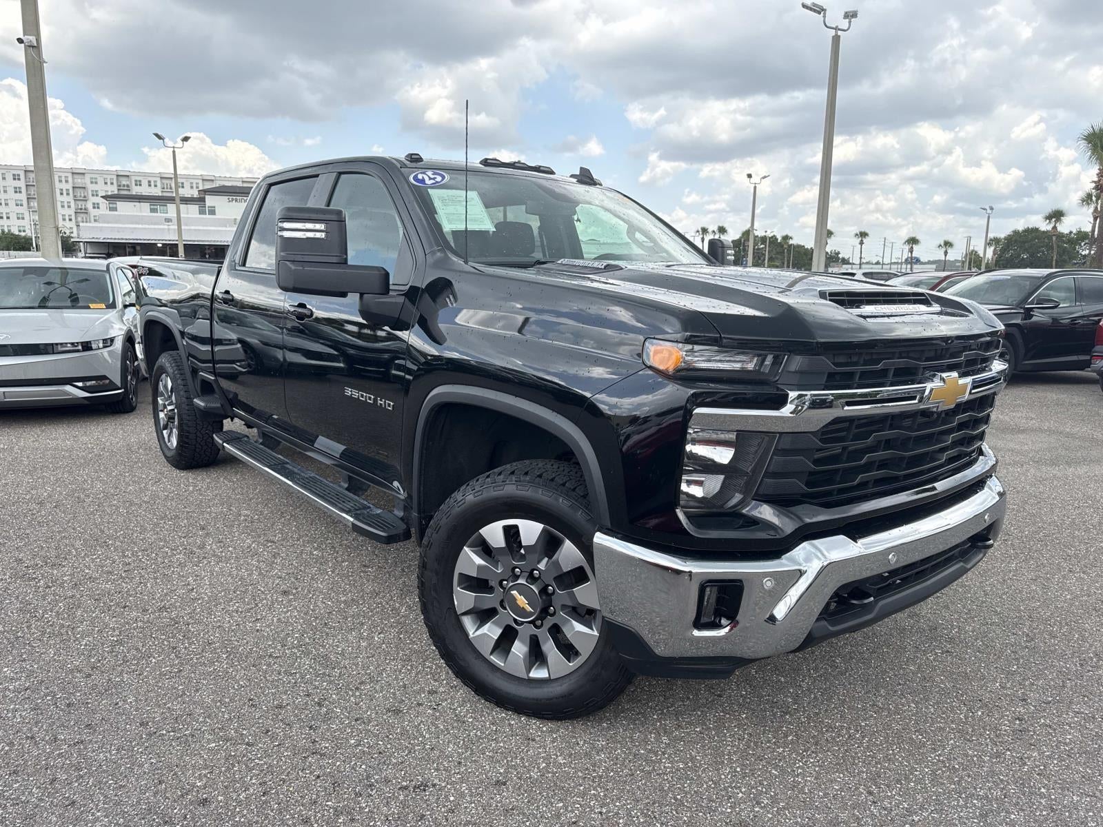 2025 Chevrolet Silverado 3500HD LT