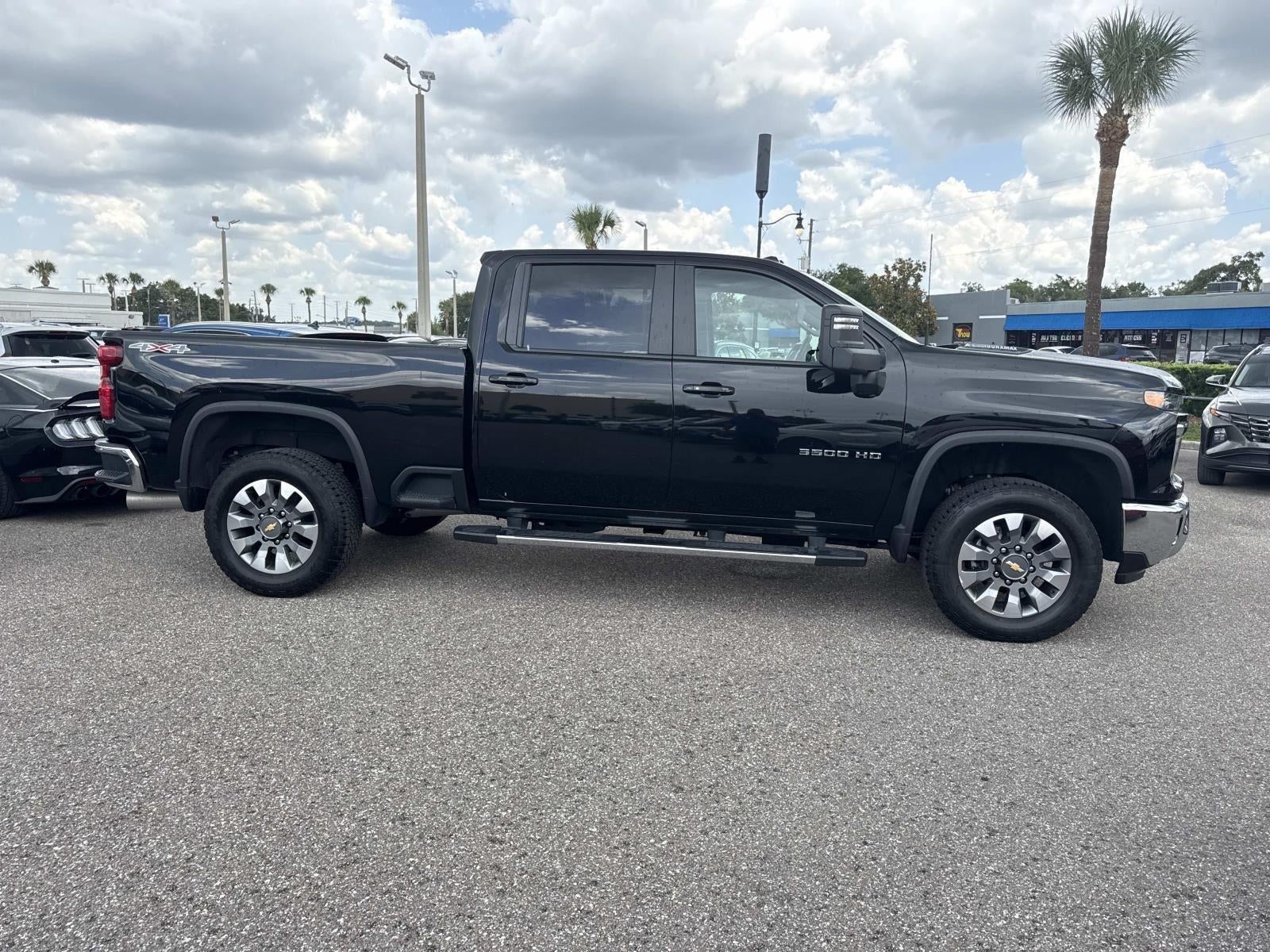 2025 Chevrolet Silverado 3500HD LT