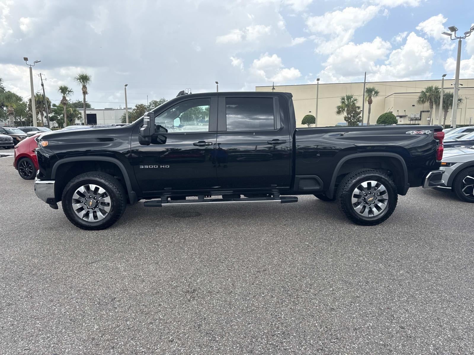 2025 Chevrolet Silverado 3500HD LT
