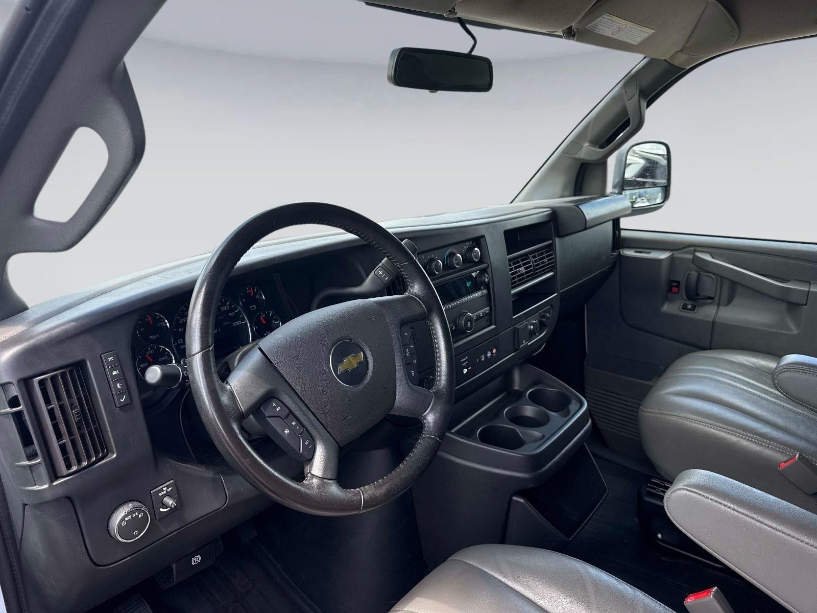 2022 Chevrolet Express Cargo Van RWD 2500 135"