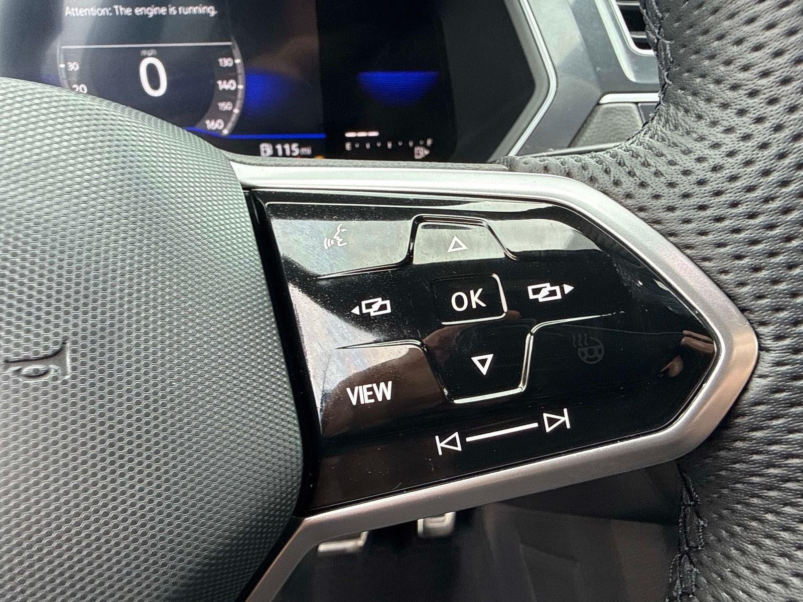 2022 Volkswagen Tiguan SE R-Line Black