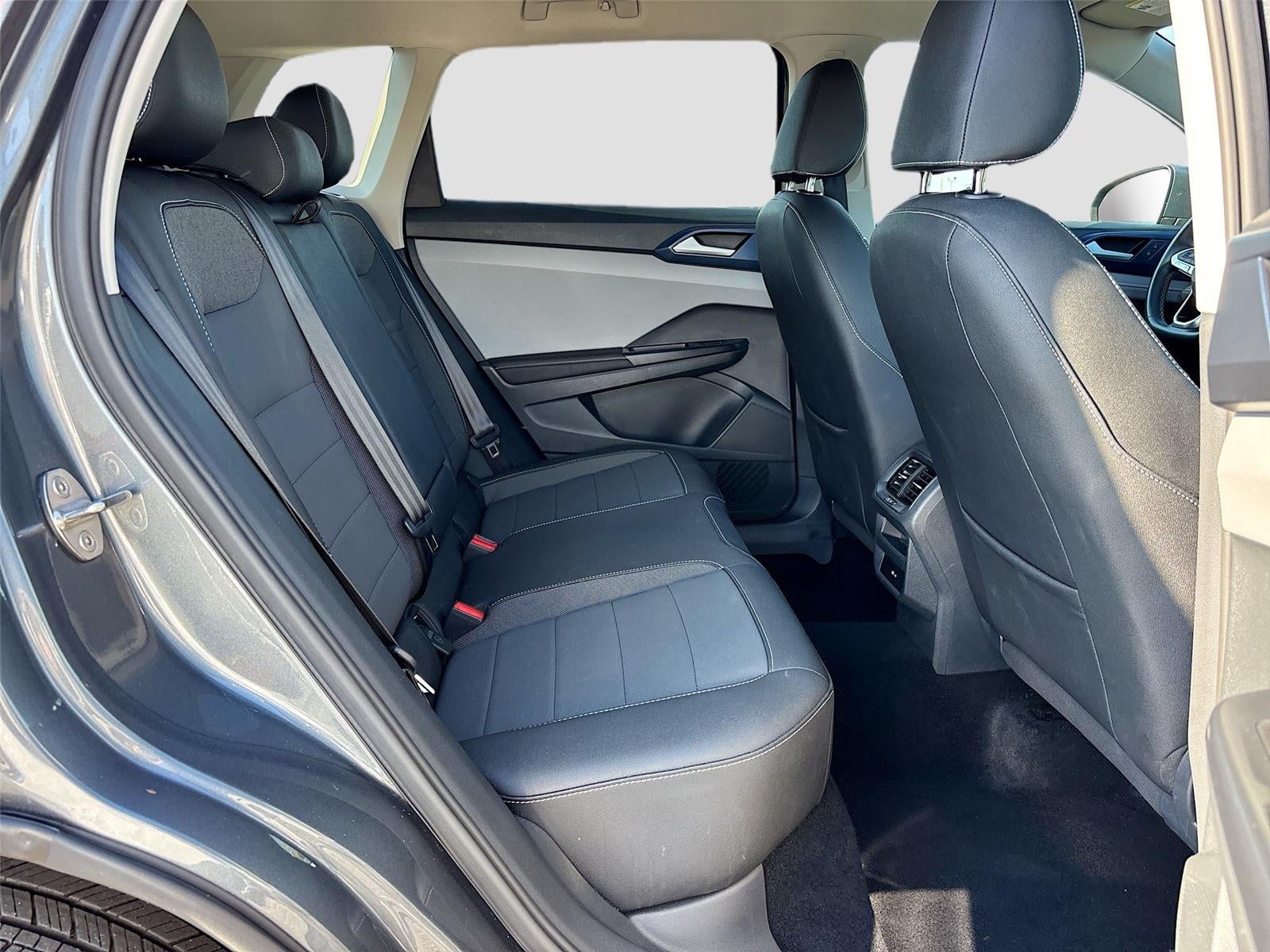 2024 Volkswagen TAOS SE SE