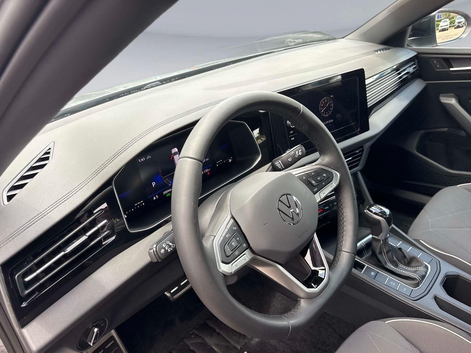2025 Volkswagen Jetta Sport