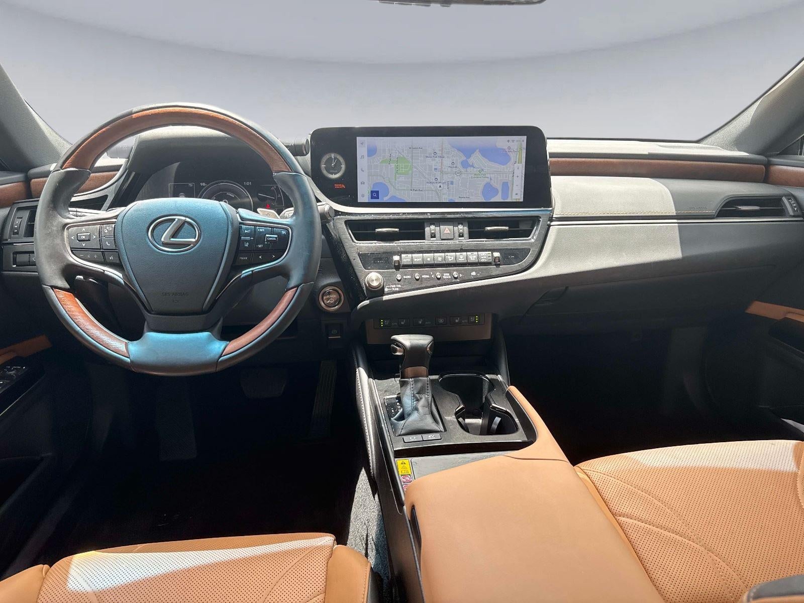 2025 Lexus ES ES 300h Luxury