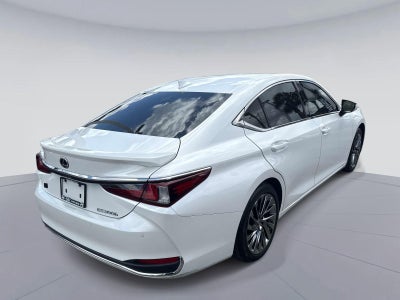 2025 Lexus ES ES 300h Luxury