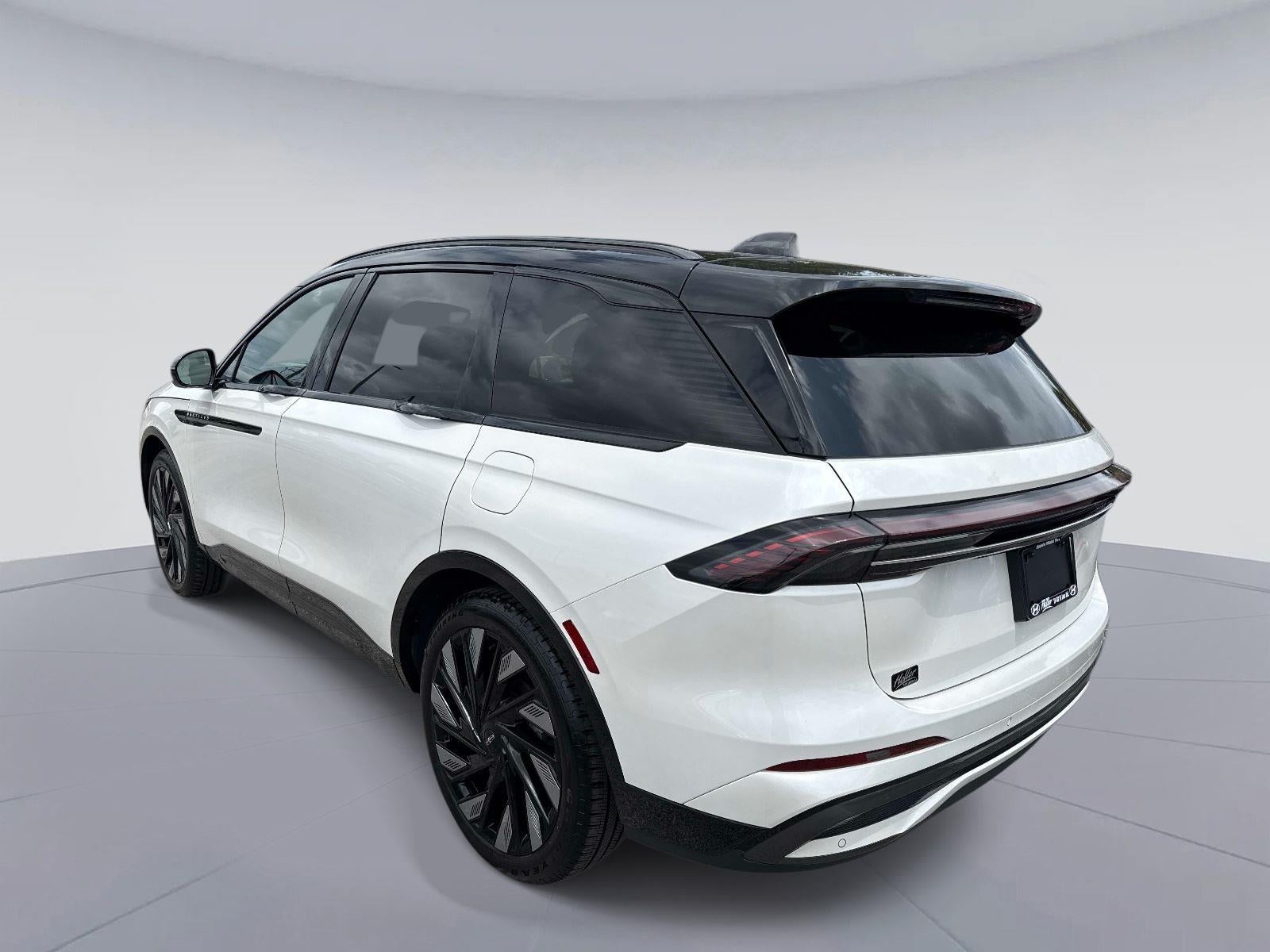 2025 Lincoln Nautilus Reserve