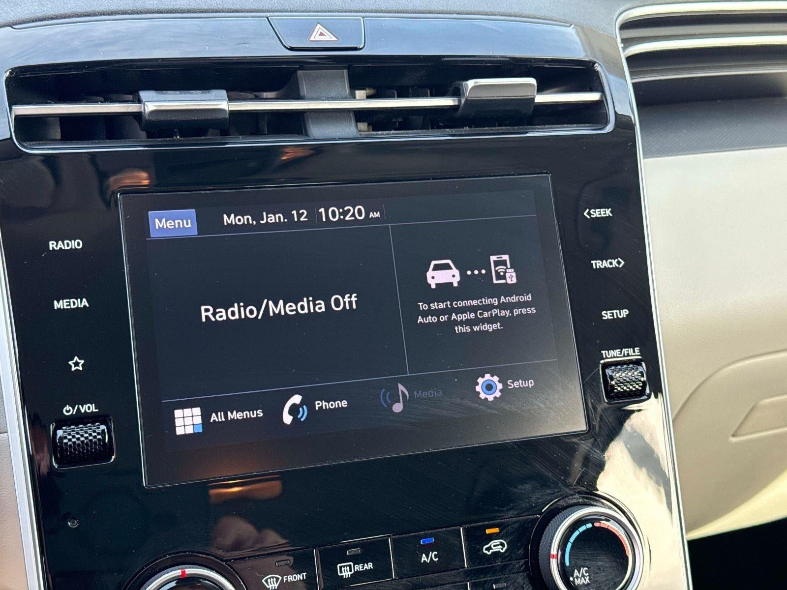 2022 Hyundai TUCSON SE