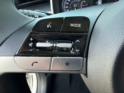 2022 Hyundai TUCSON SE