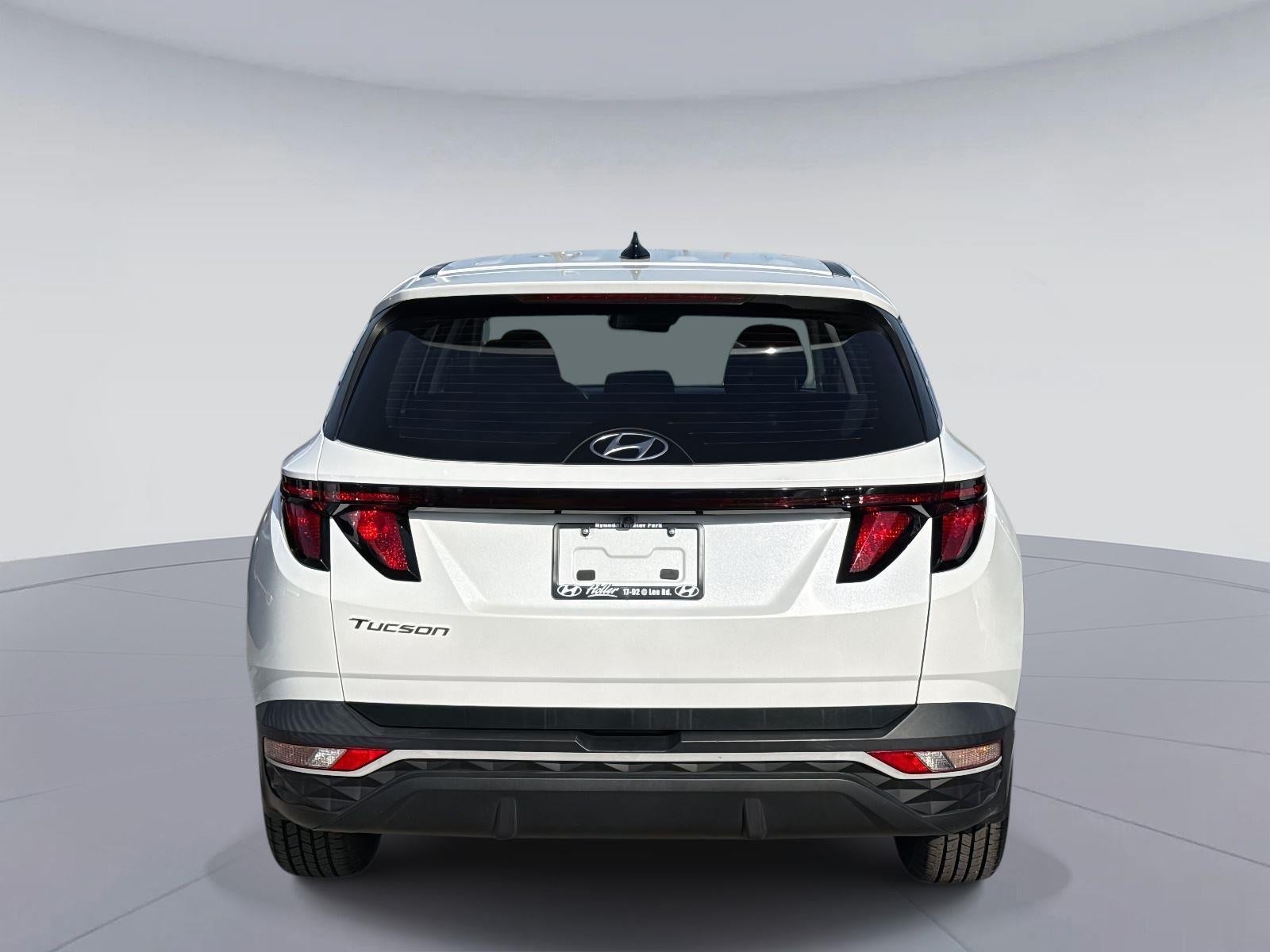 2022 Hyundai TUCSON SE