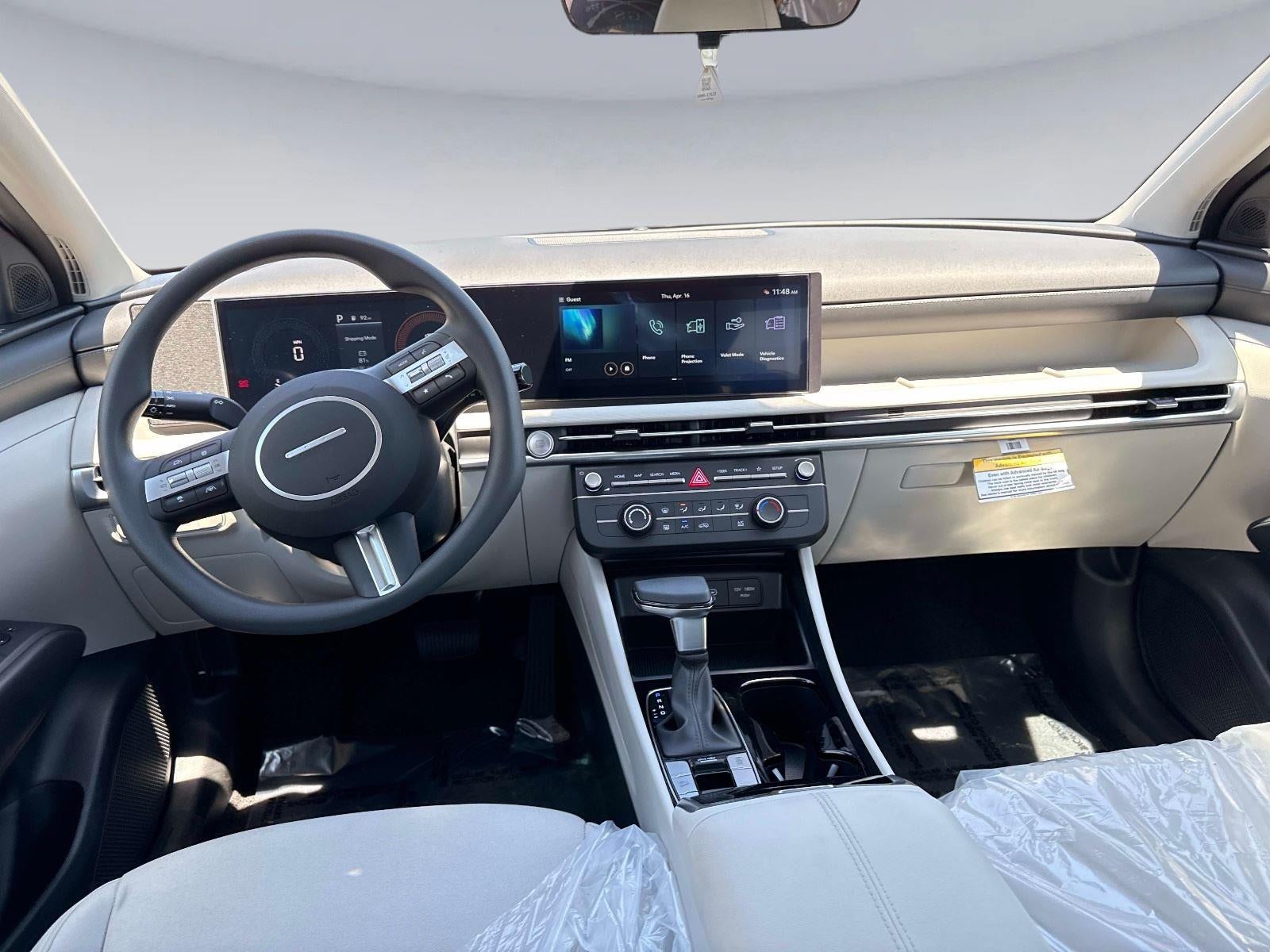 2026 Hyundai TUCSON SE FWD