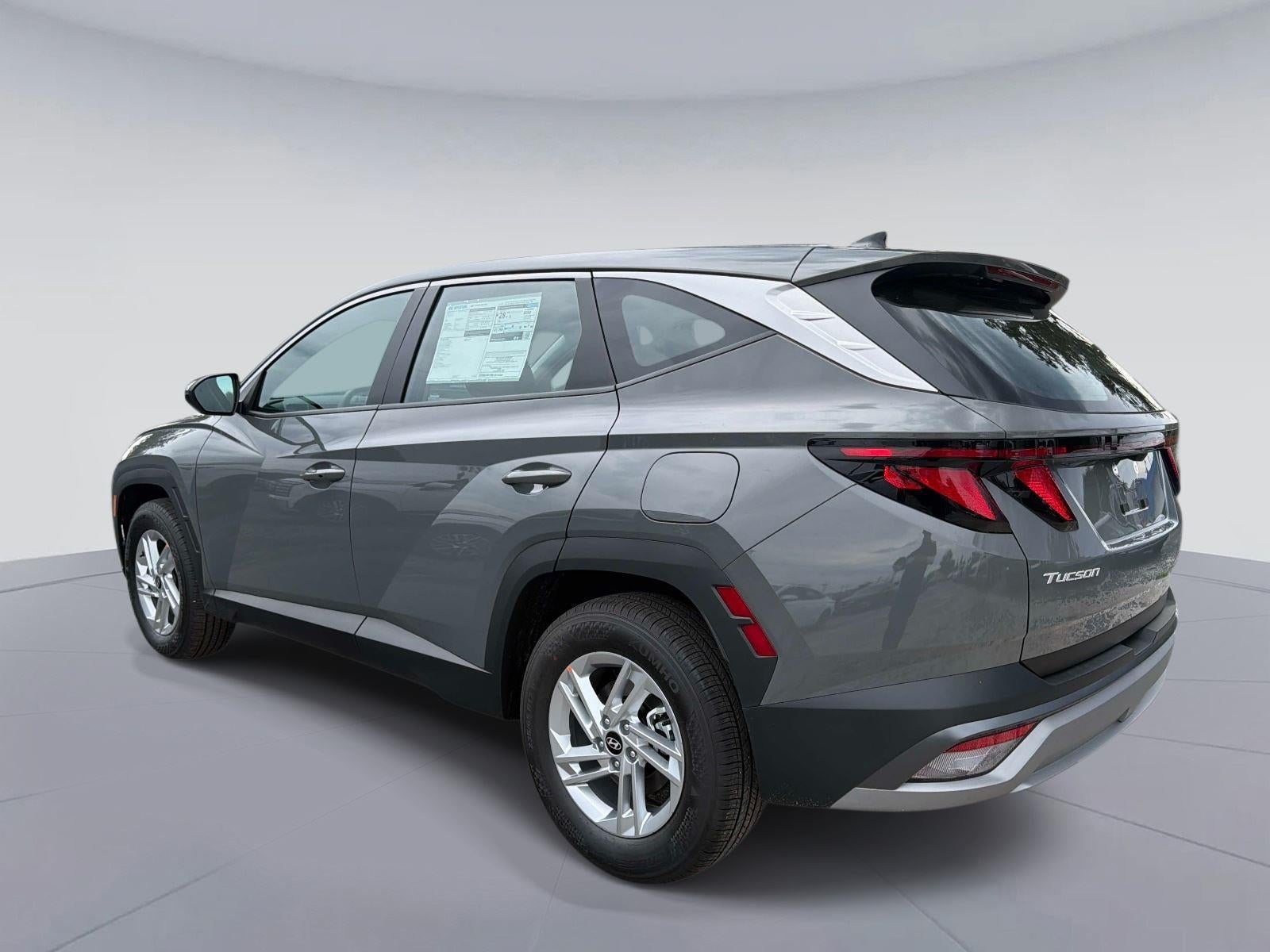2026 Hyundai TUCSON SE FWD