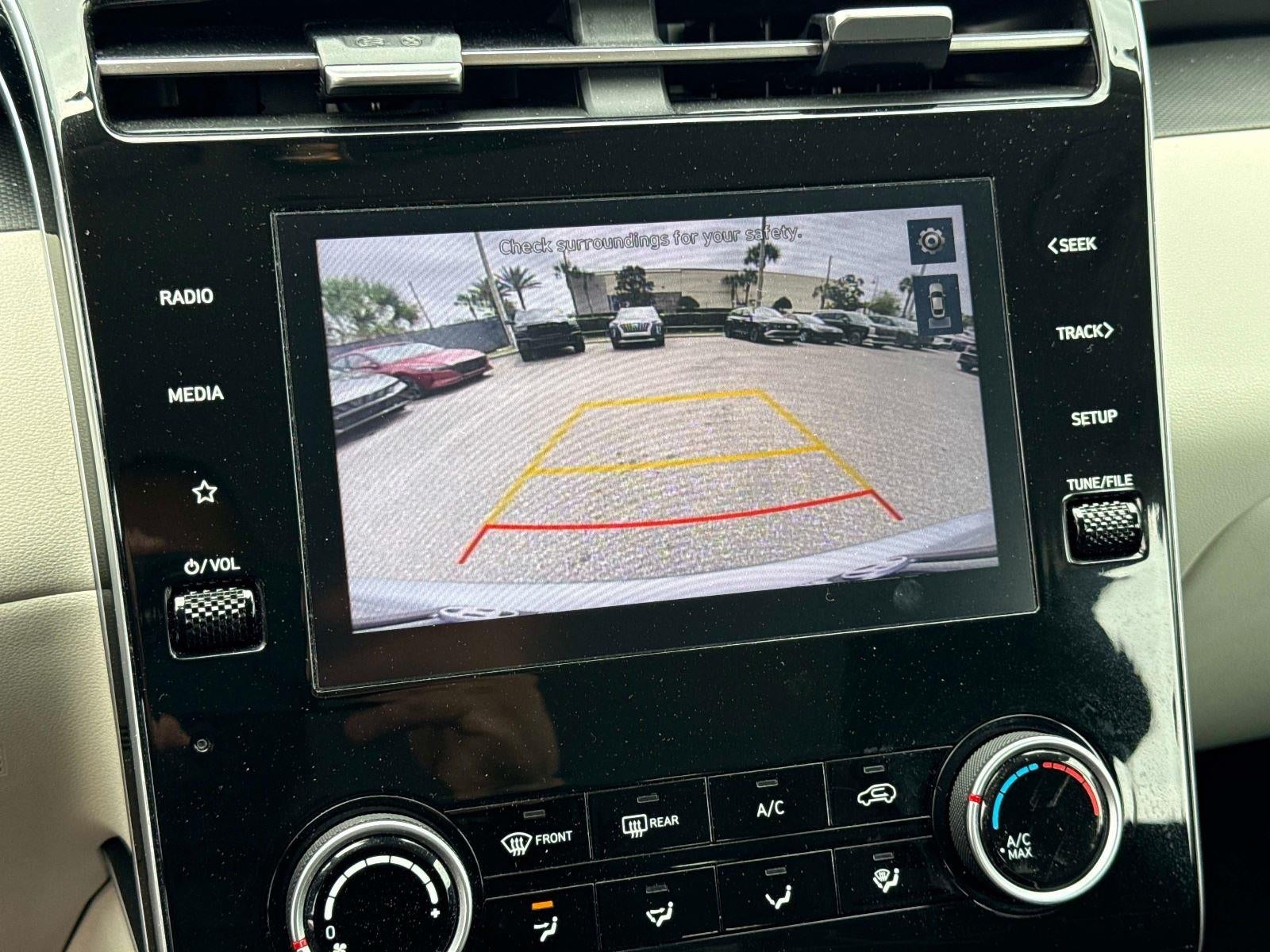 2024 Hyundai TUCSON SE