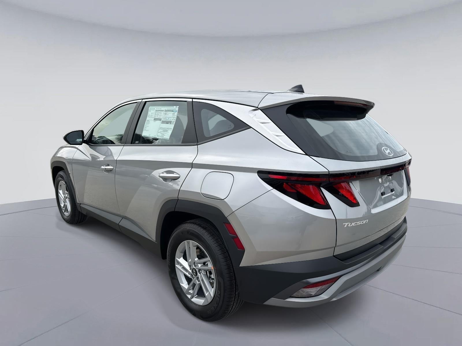 2026 Hyundai TUCSON SE FWD