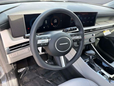 2026 Hyundai TUCSON SE FWD