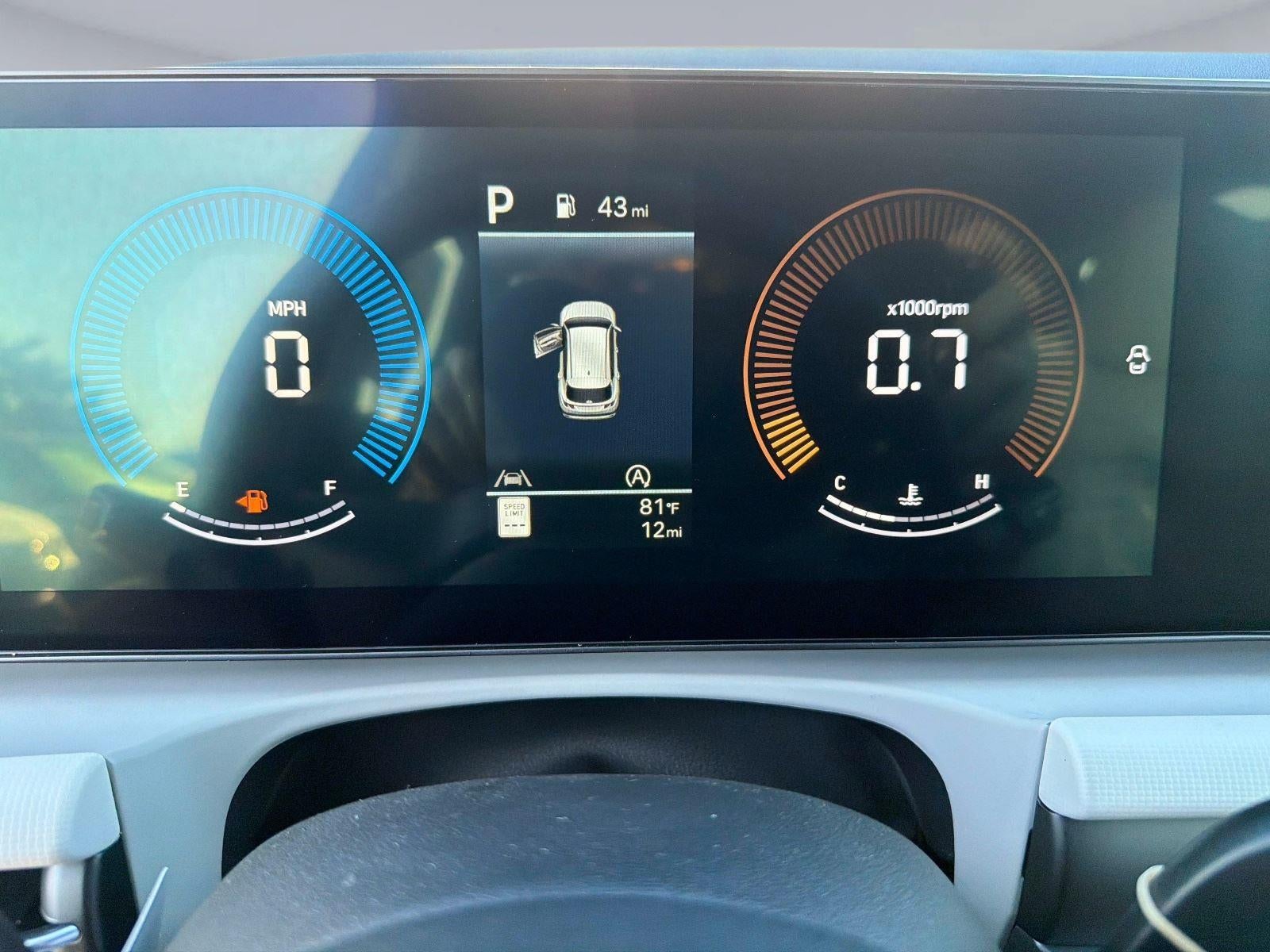 2026 Hyundai TUCSON SE FWD