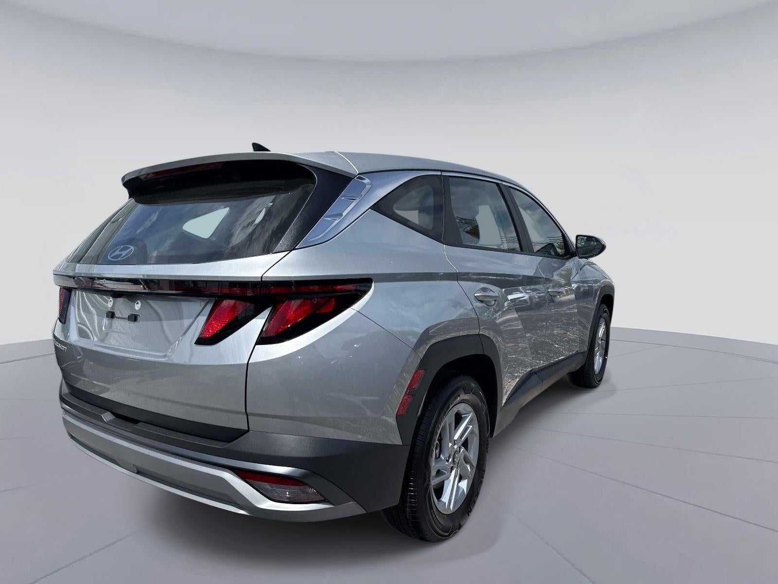 2026 Hyundai TUCSON SE FWD