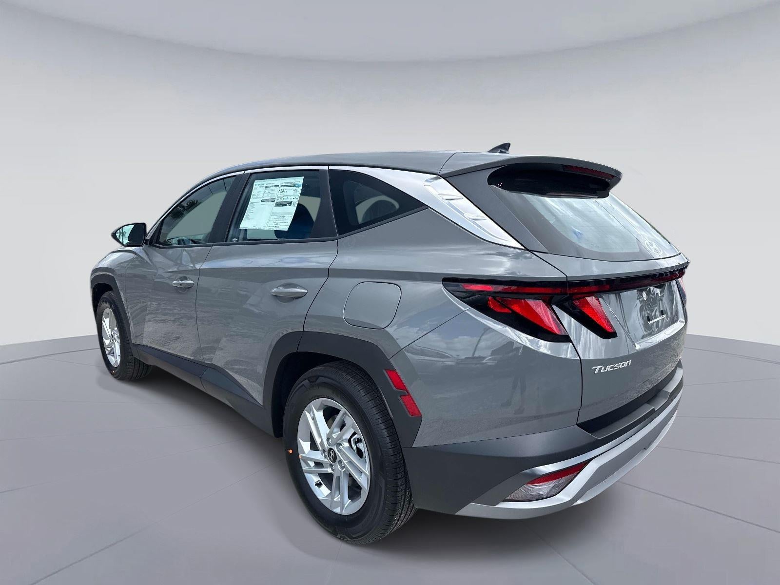 2026 Hyundai TUCSON SE FWD