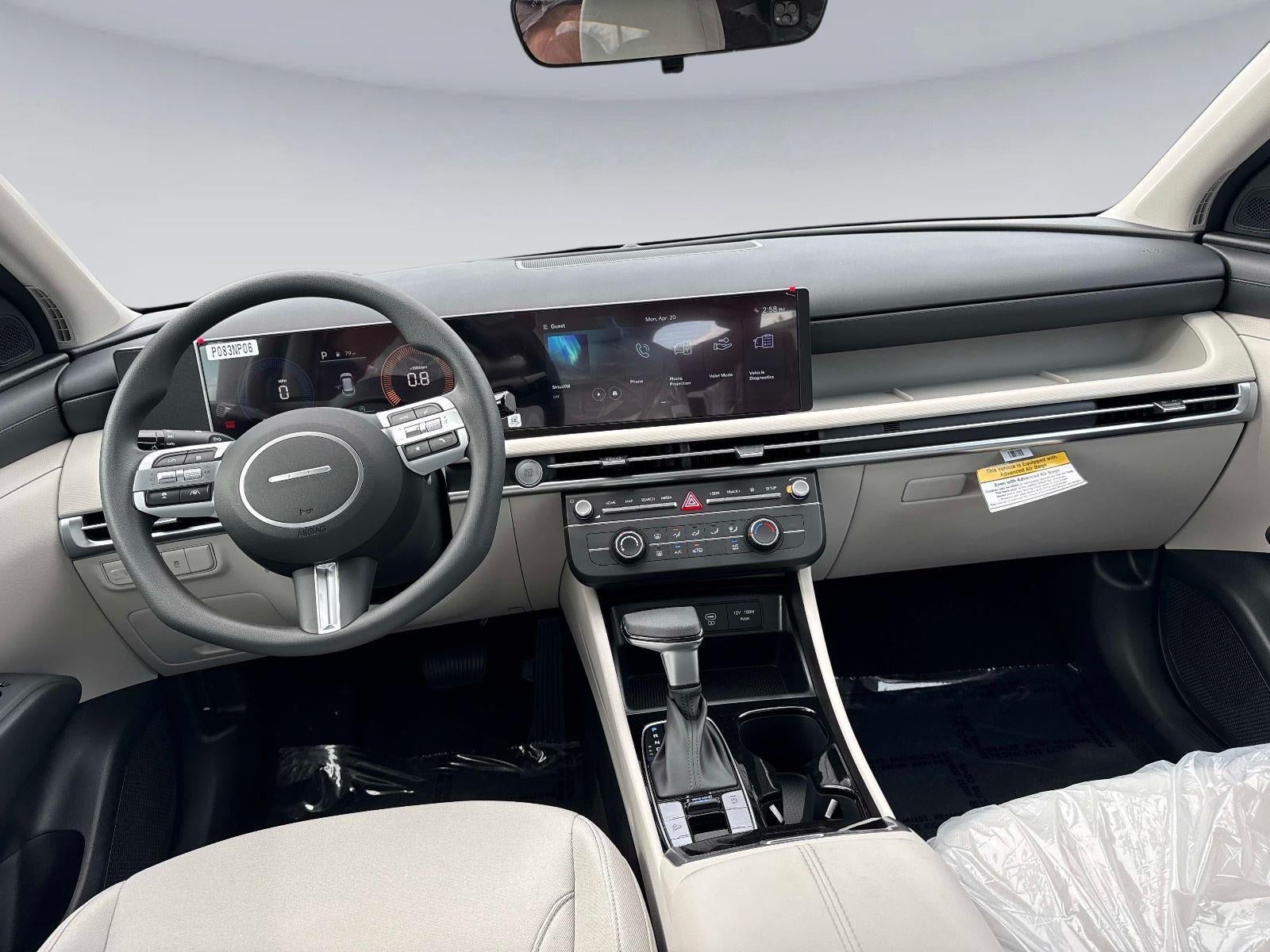 2026 Hyundai TUCSON SE FWD