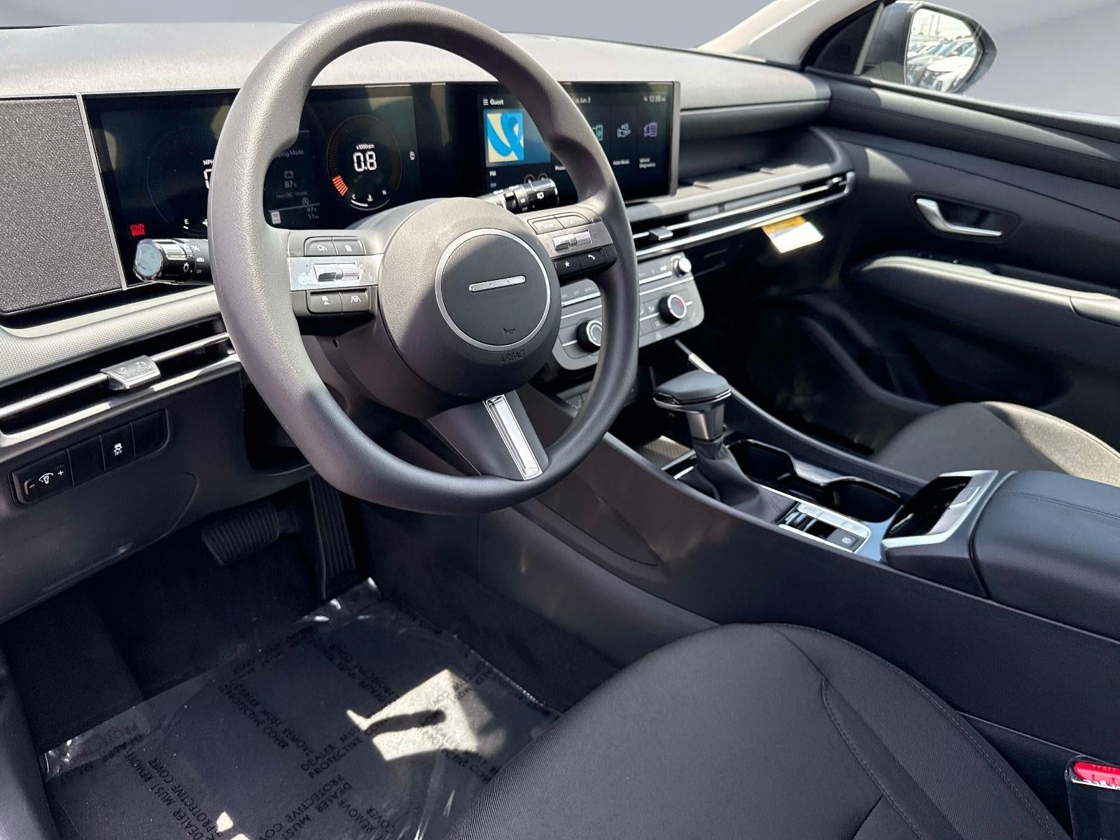2026 Hyundai TUCSON SE FWD
