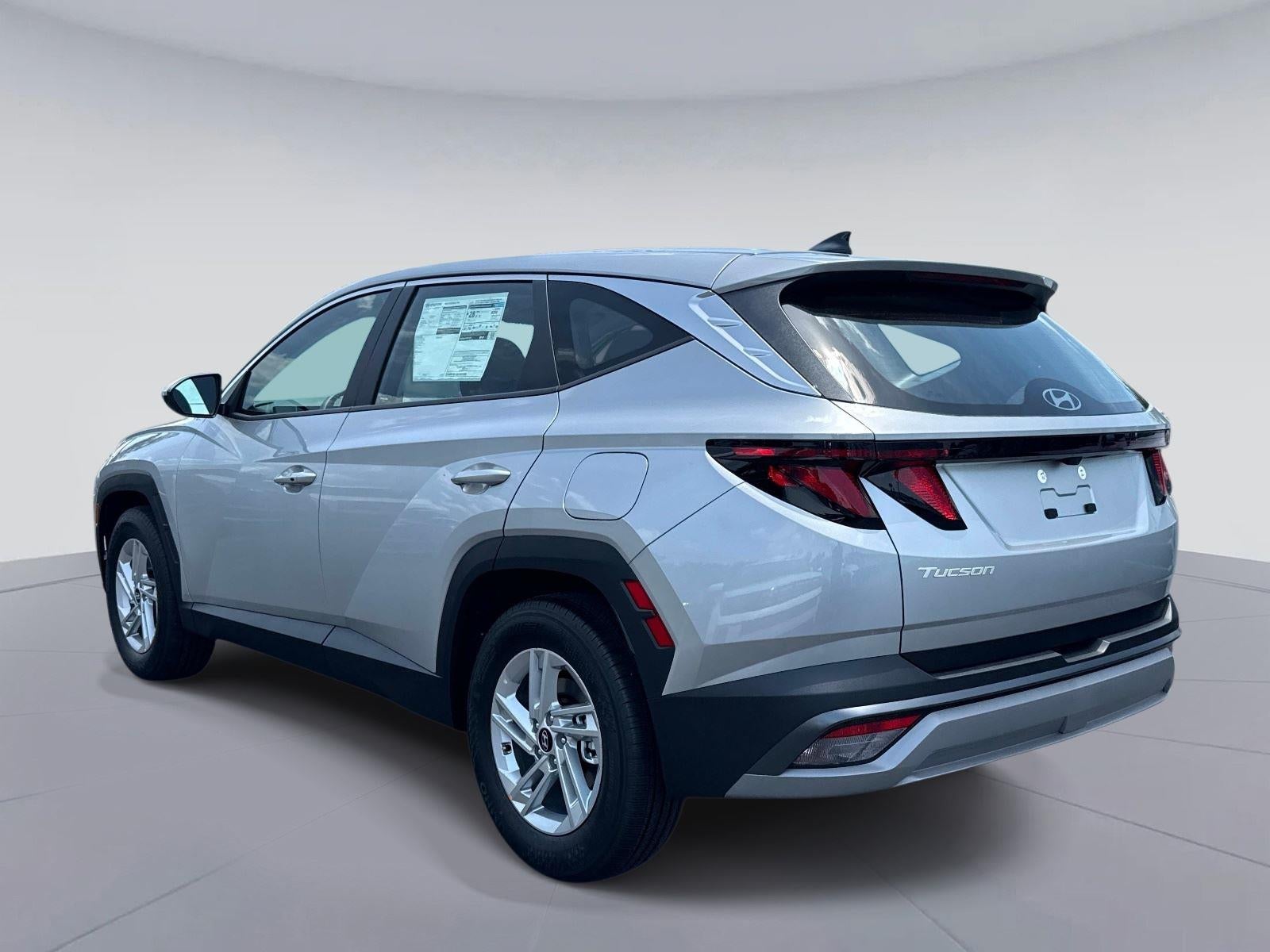2026 Hyundai TUCSON SE FWD