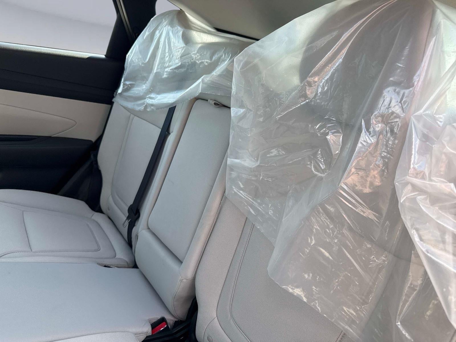 2026 Hyundai TUCSON SE FWD