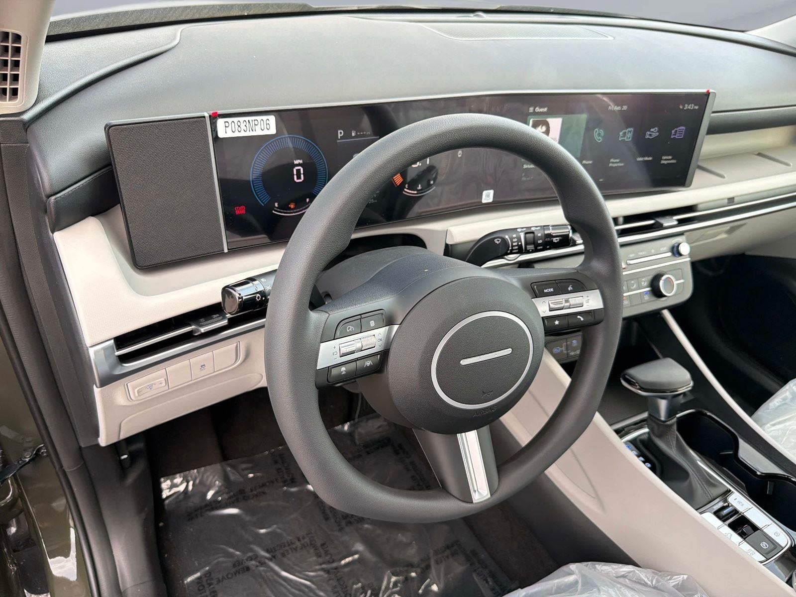 2026 Hyundai TUCSON SE FWD