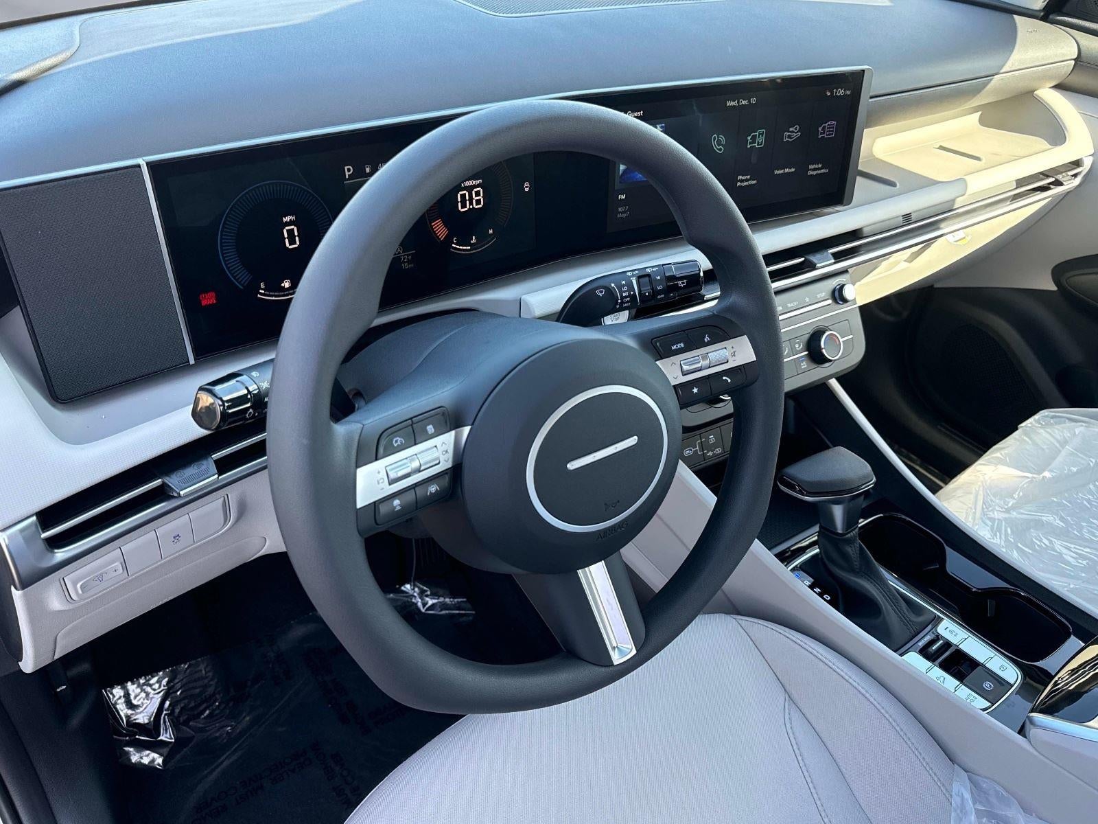 2026 Hyundai TUCSON SE FWD