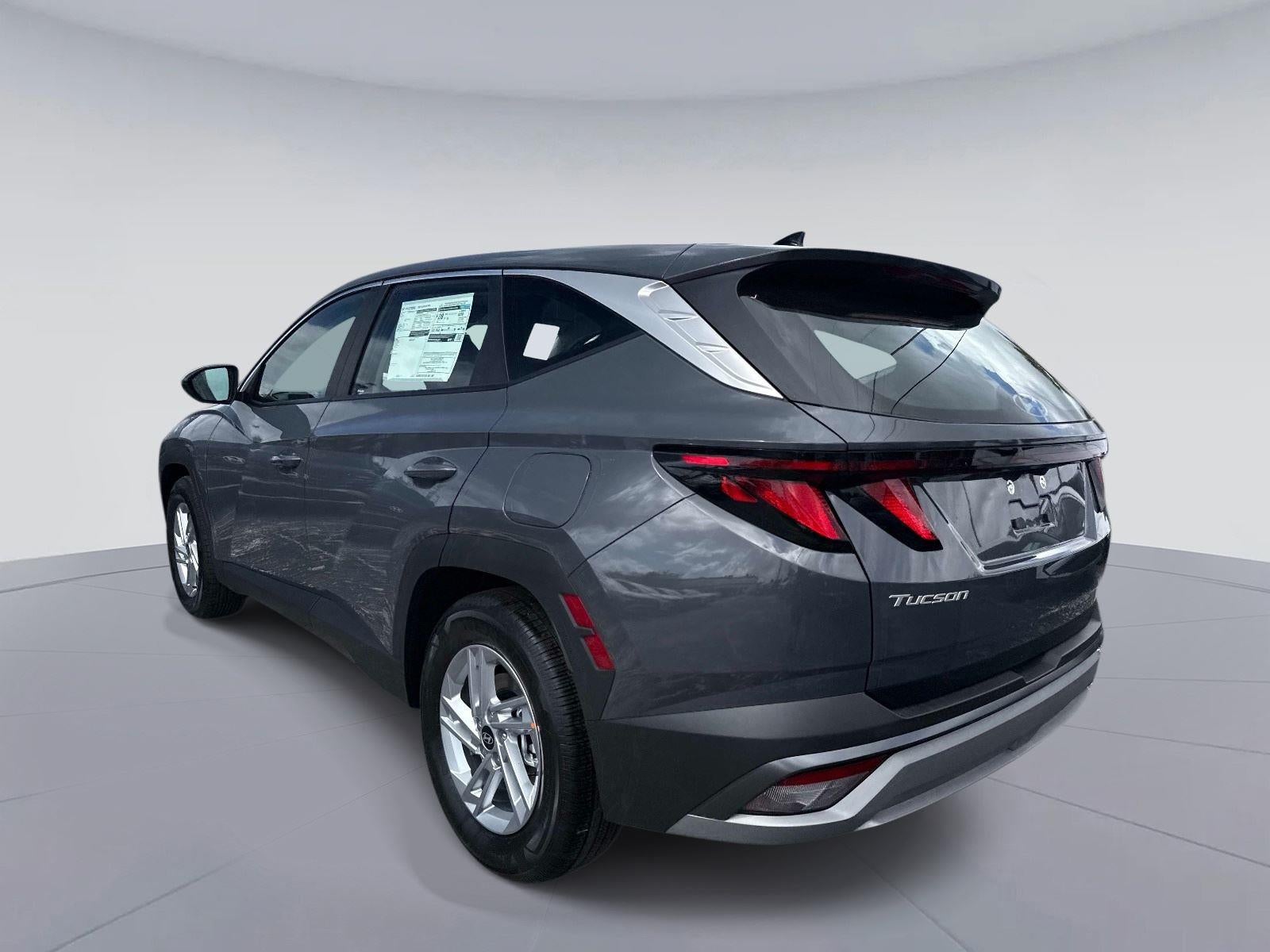 2026 Hyundai TUCSON SE FWD