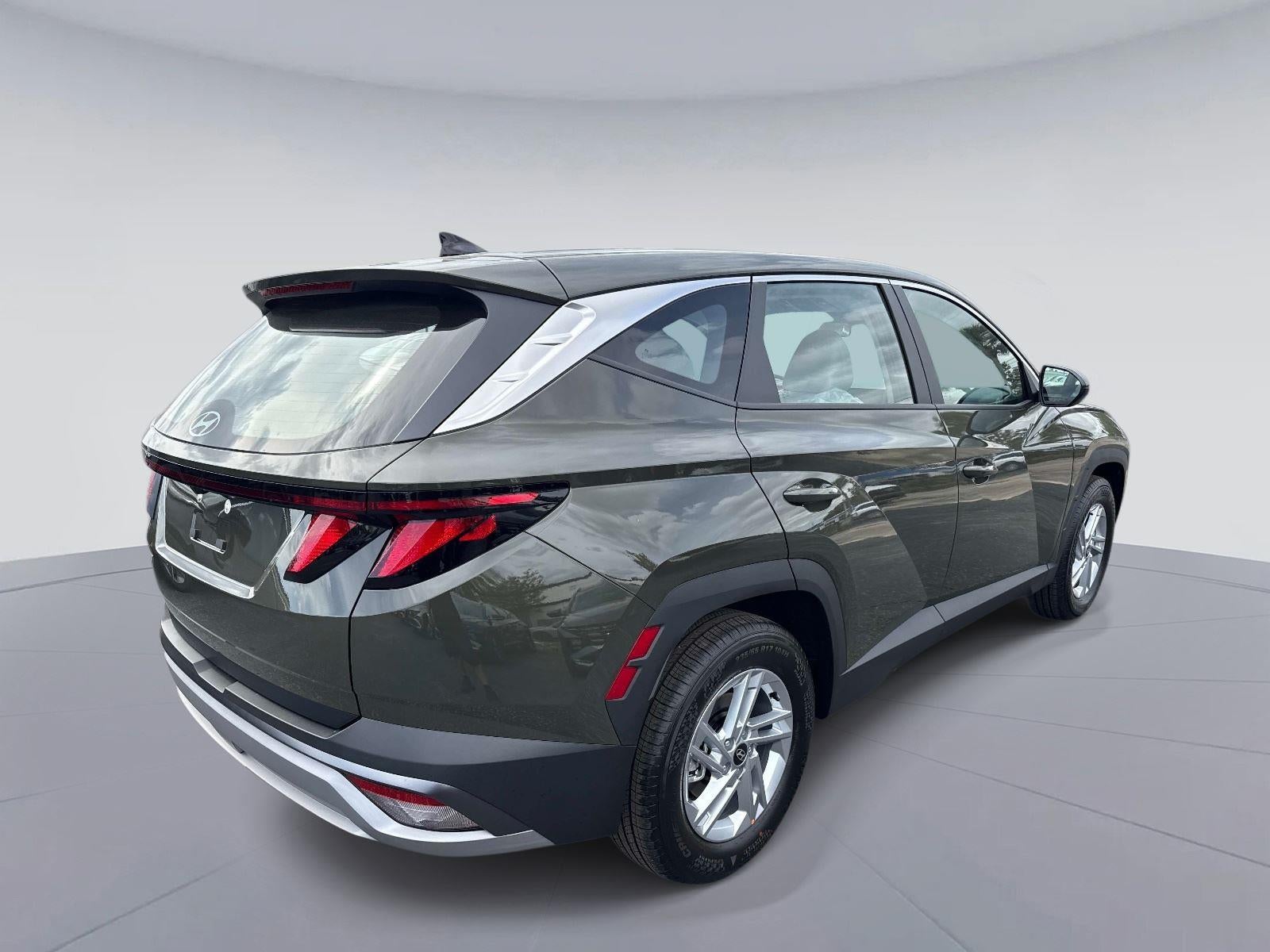 2026 Hyundai TUCSON SE FWD