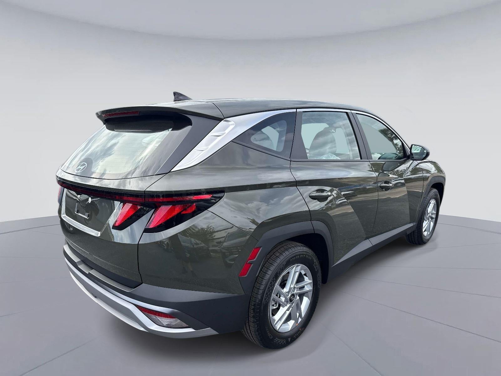 2026 Hyundai TUCSON SE FWD