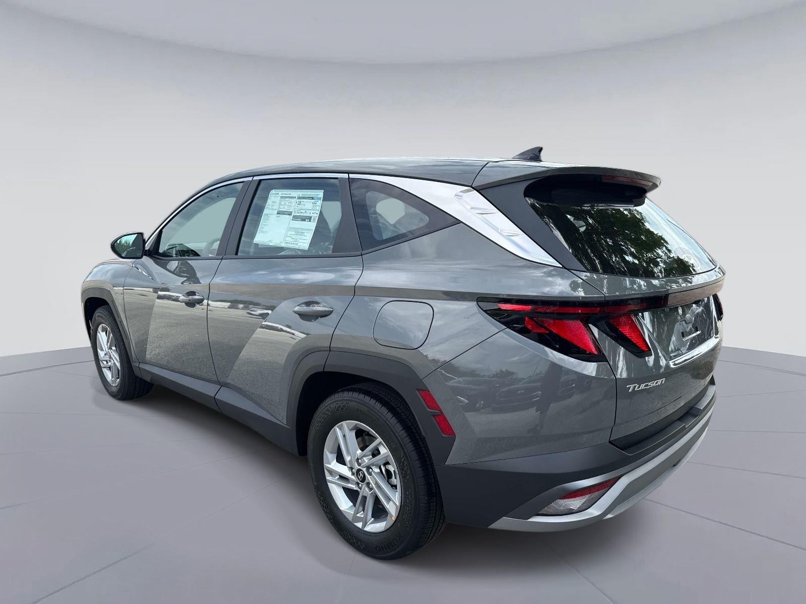 2026 Hyundai TUCSON SE FWD