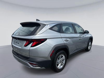 2026 Hyundai TUCSON SE FWD