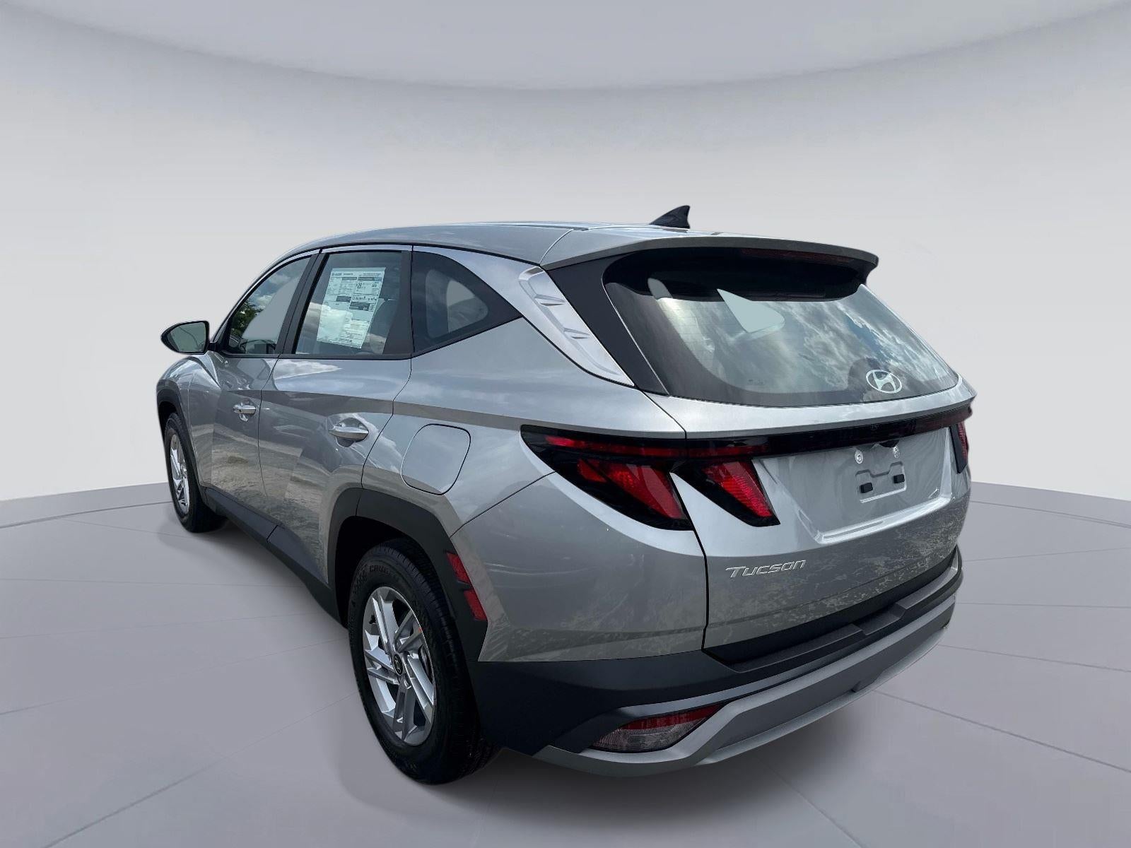 2026 Hyundai TUCSON SE FWD