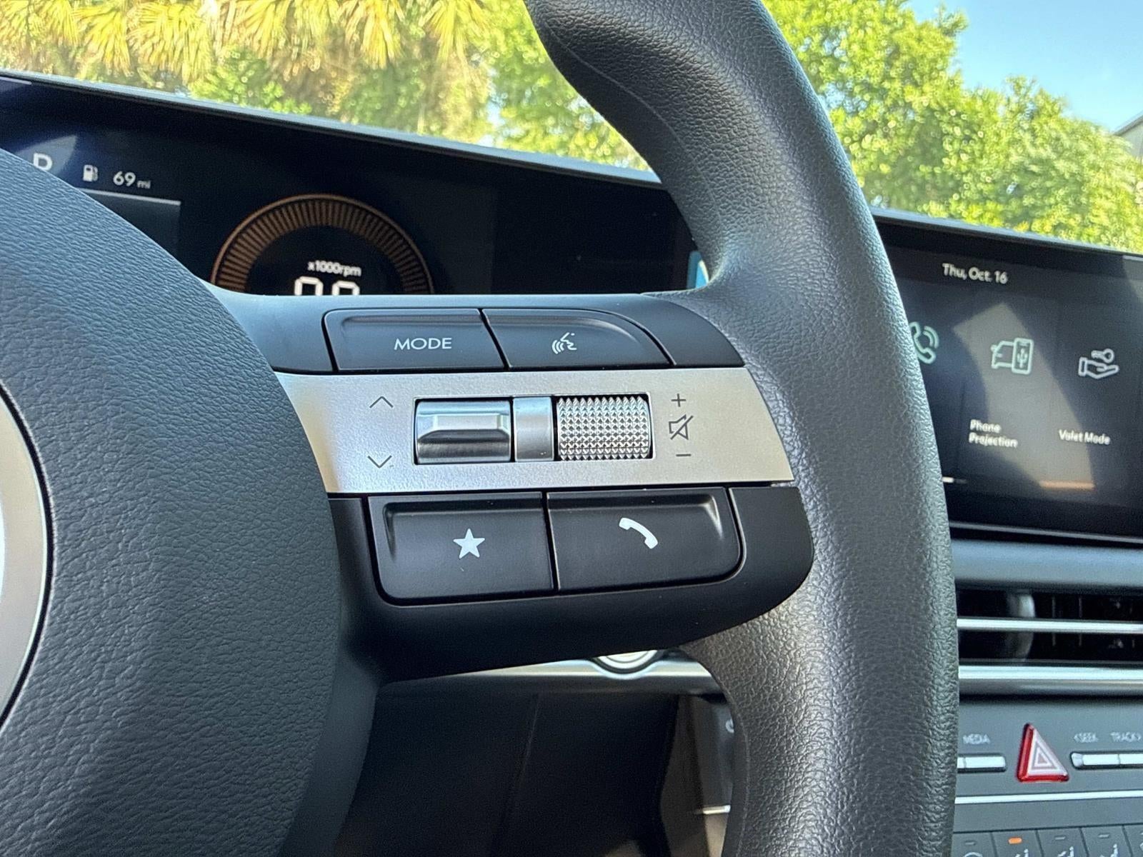 2026 Hyundai TUCSON SE FWD