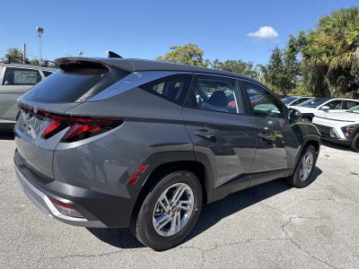 2026 Hyundai TUCSON SE FWD