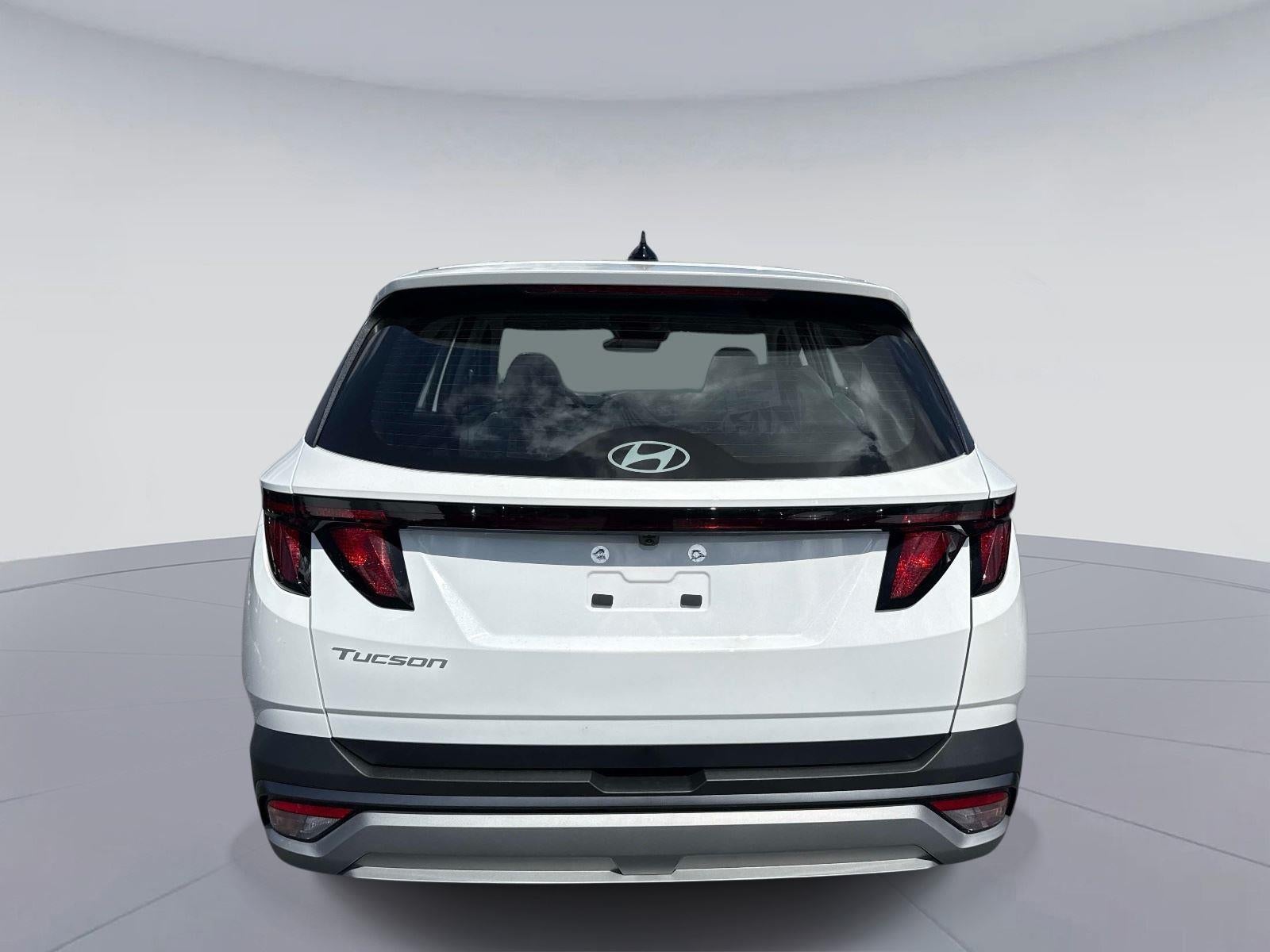 2026 Hyundai TUCSON SE FWD
