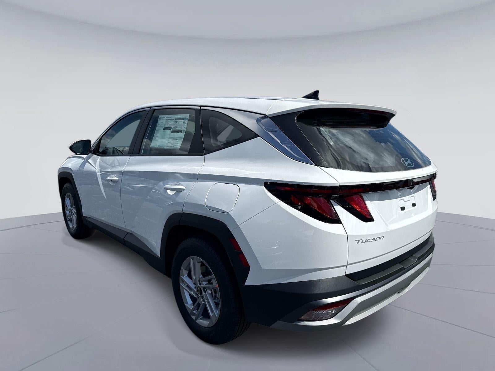 2026 Hyundai TUCSON SE FWD