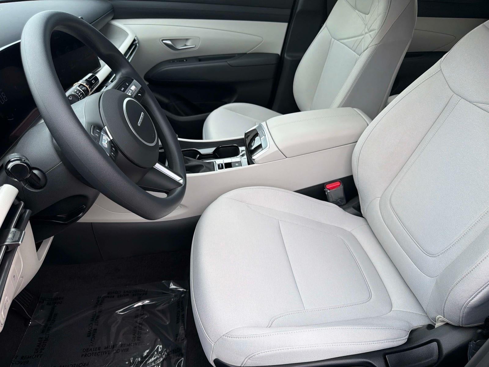 2026 Hyundai TUCSON SE FWD