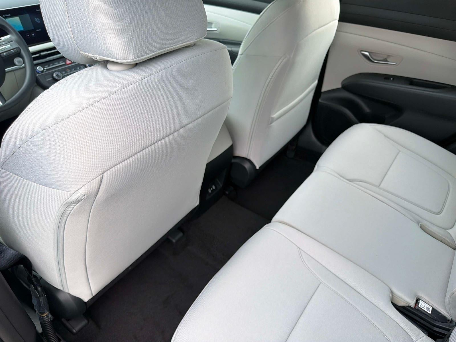 2026 Hyundai TUCSON SE FWD