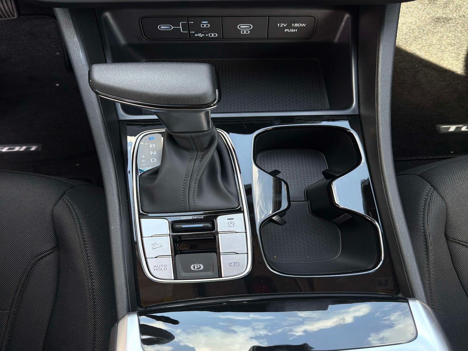 2026 Hyundai TUCSON SE FWD