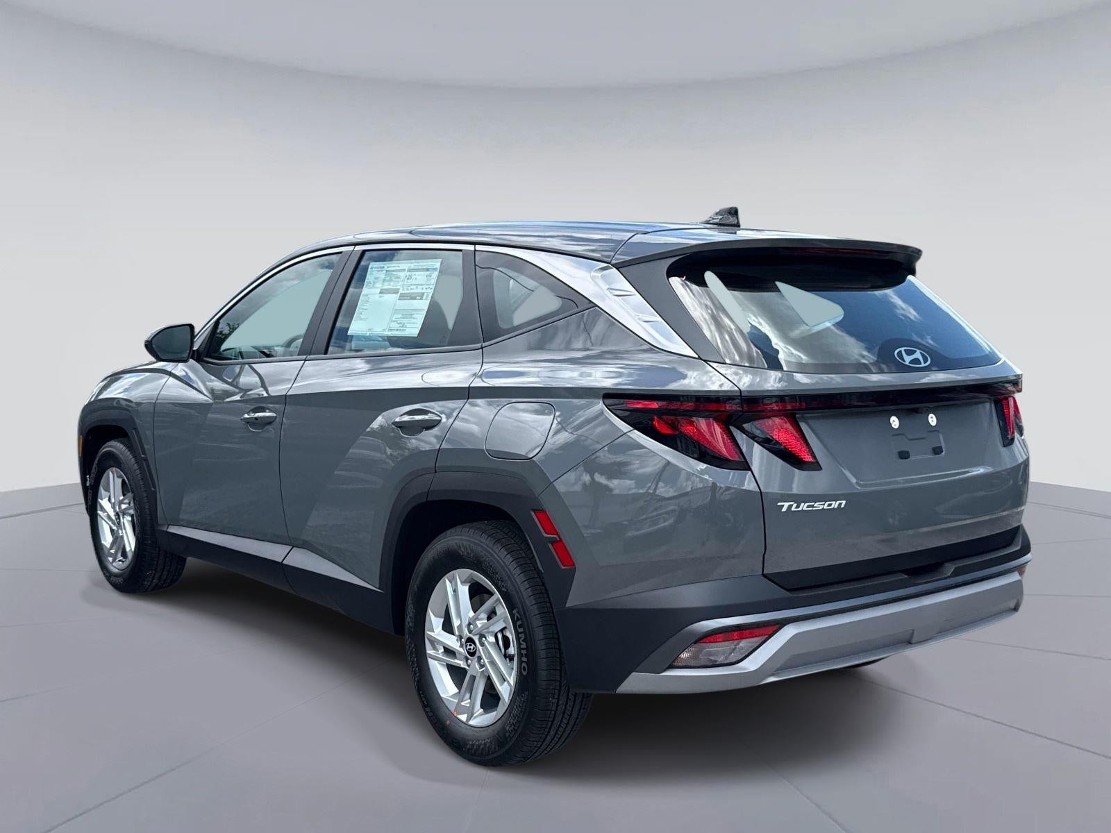 2026 Hyundai TUCSON SE FWD