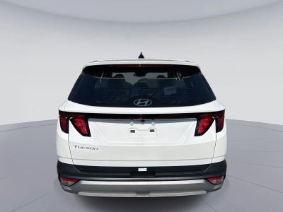 2026 Hyundai TUCSON SE FWD