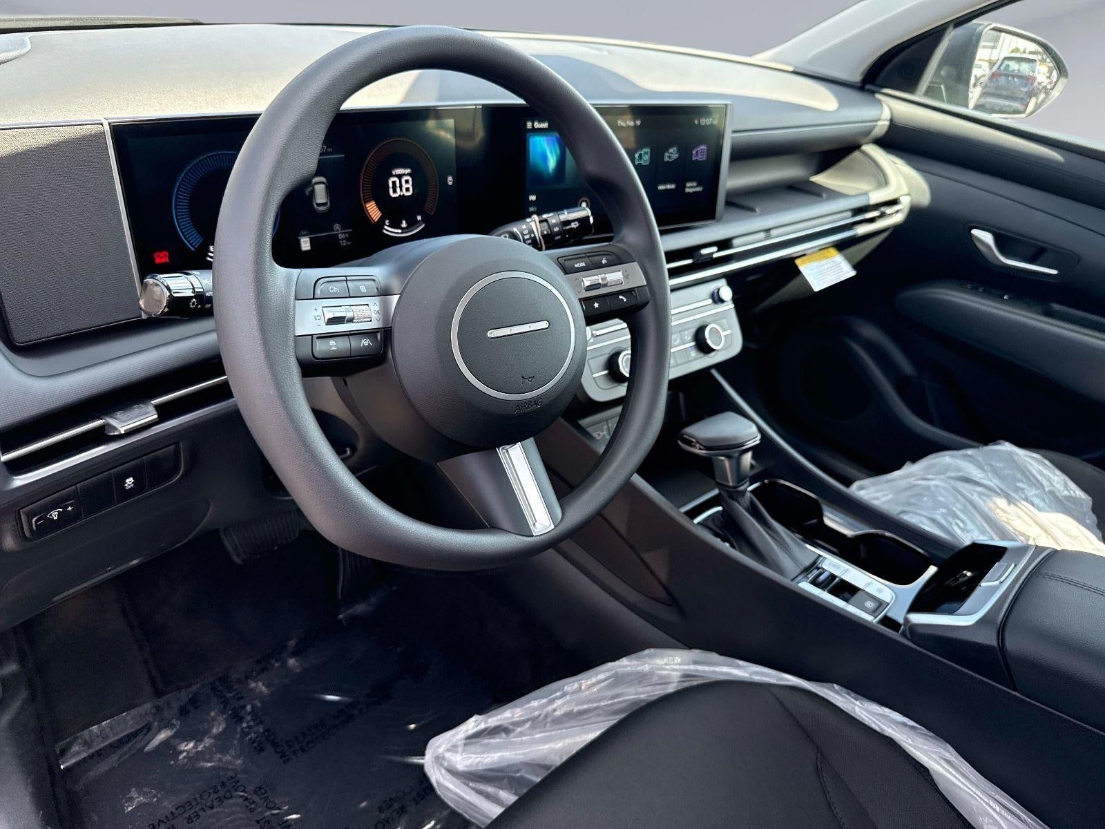 2026 Hyundai TUCSON SE FWD