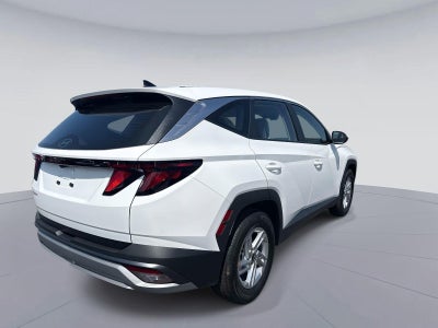 2026 Hyundai TUCSON SE FWD