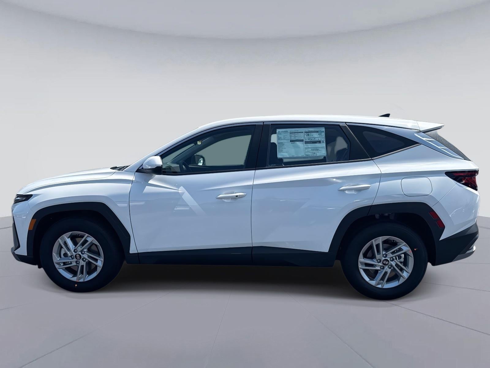 2026 Hyundai TUCSON SE FWD