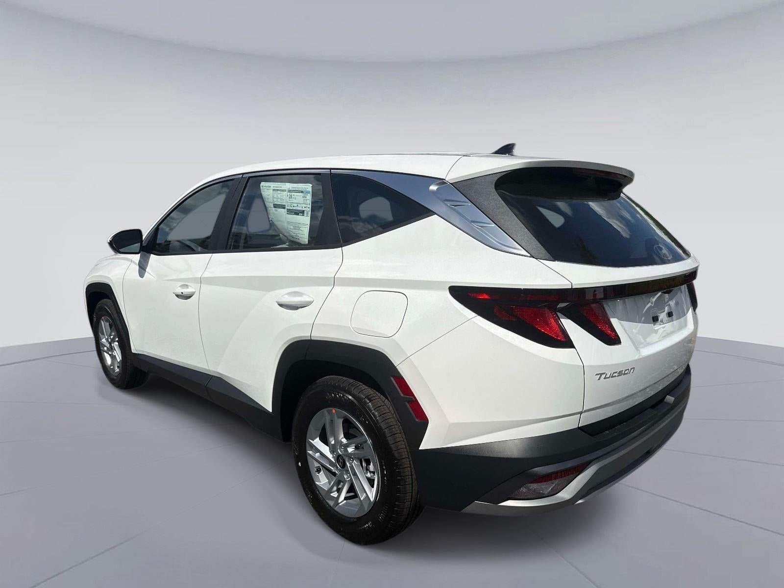 2026 Hyundai TUCSON SE FWD