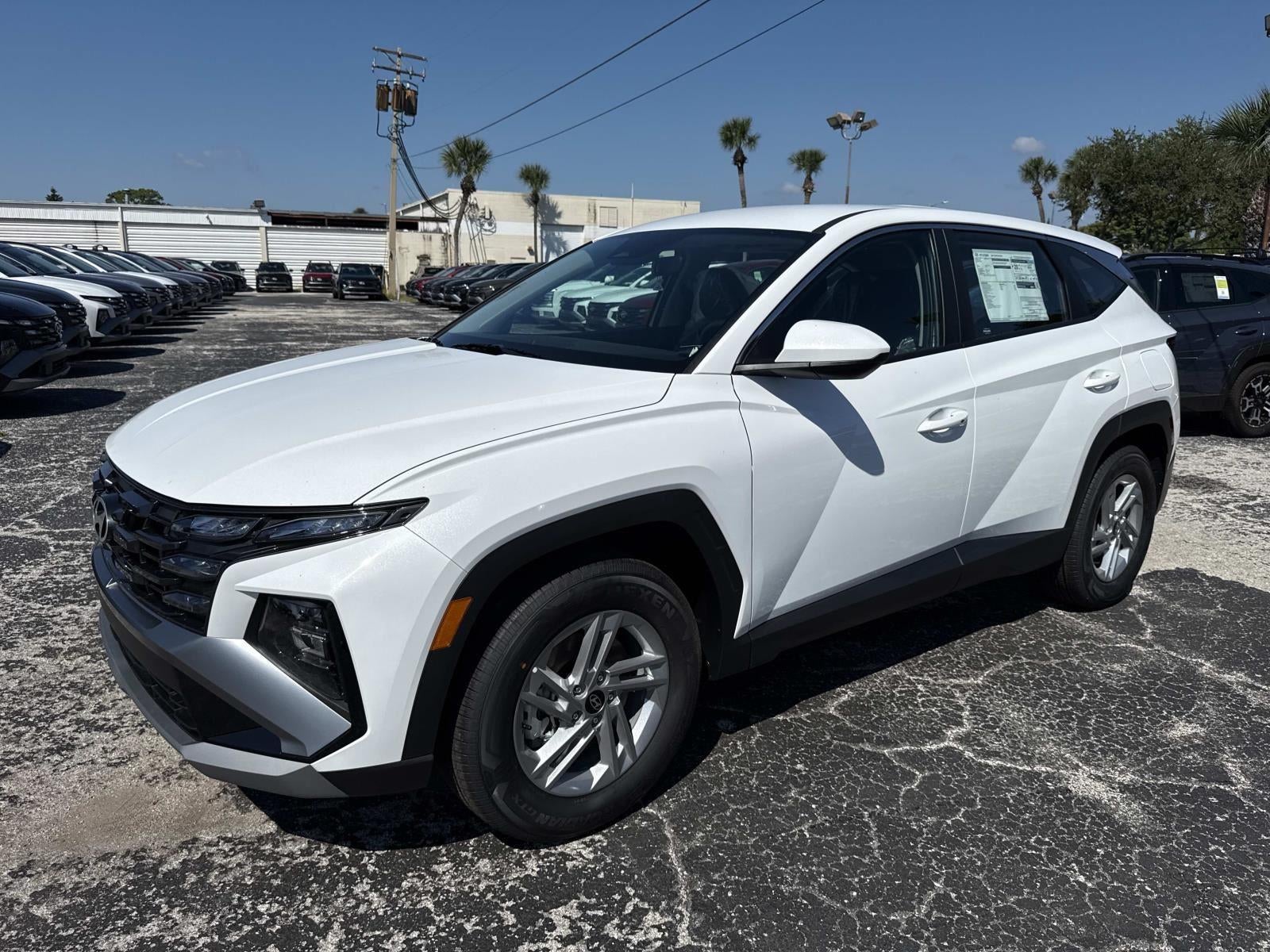 2026 Hyundai TUCSON SE FWD